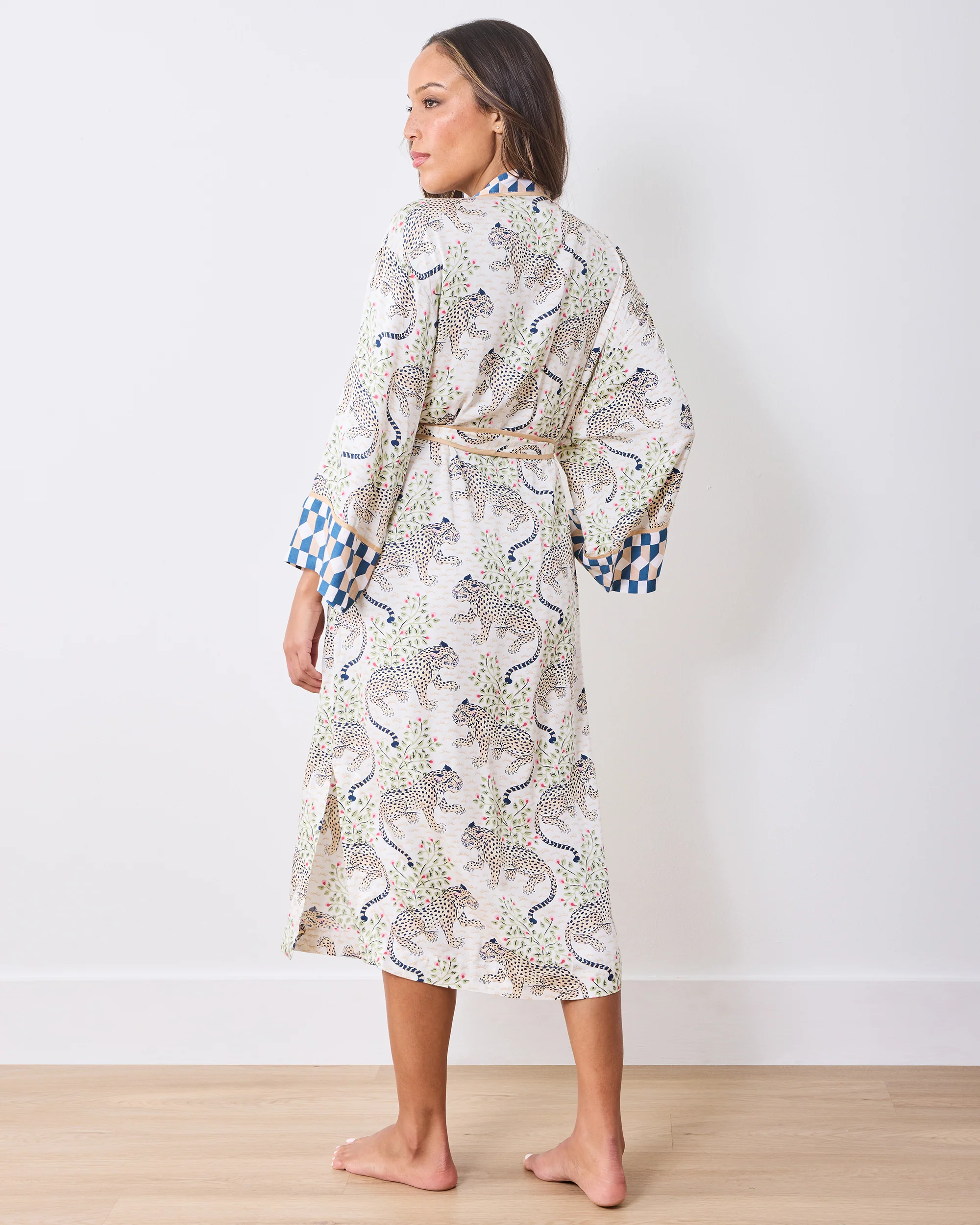 Bagheera - Eco Satin Robe - Wedding Cake - Image 6