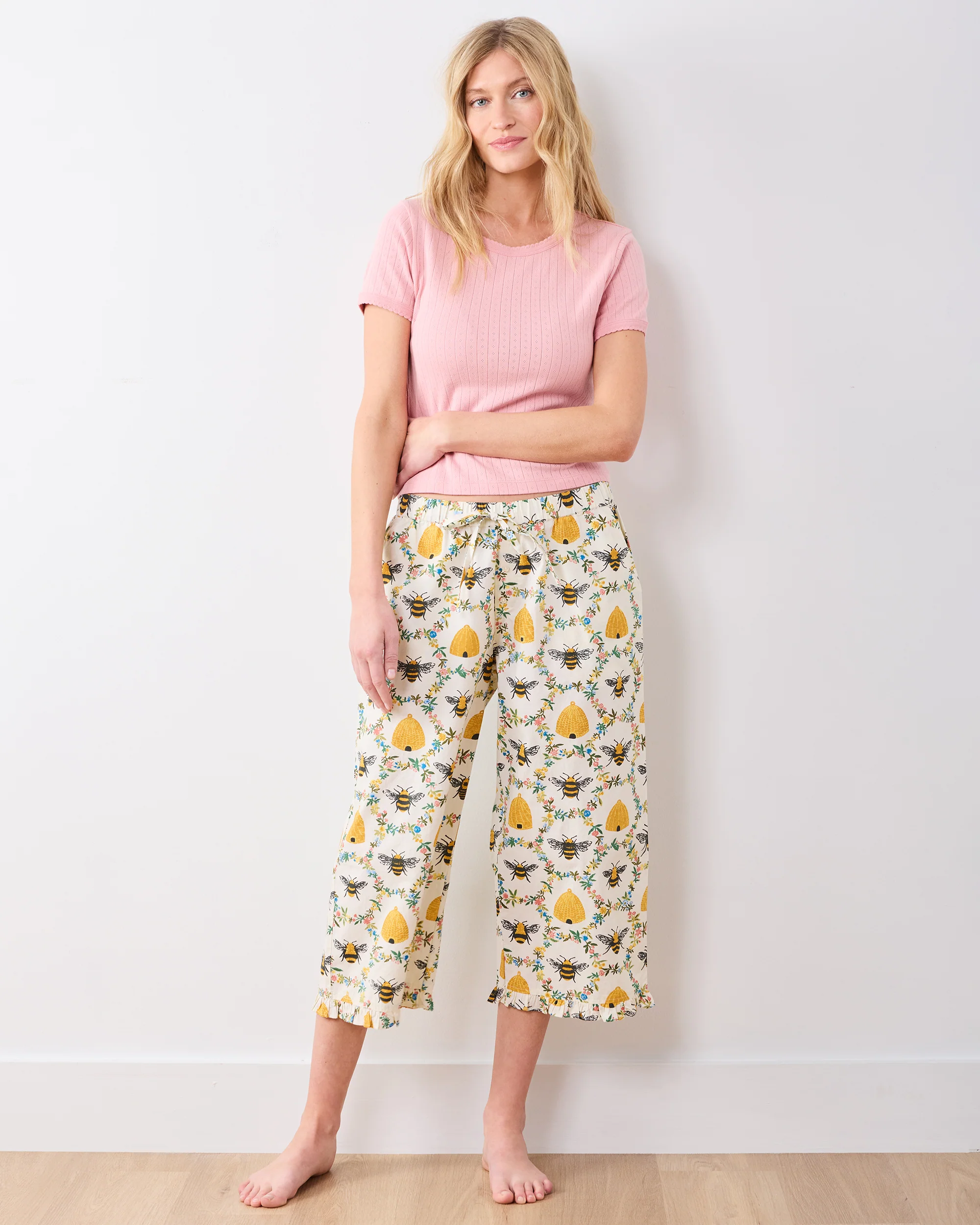 Sweet Bee - Ruffle Cropped Pants - Cream - Image 4
