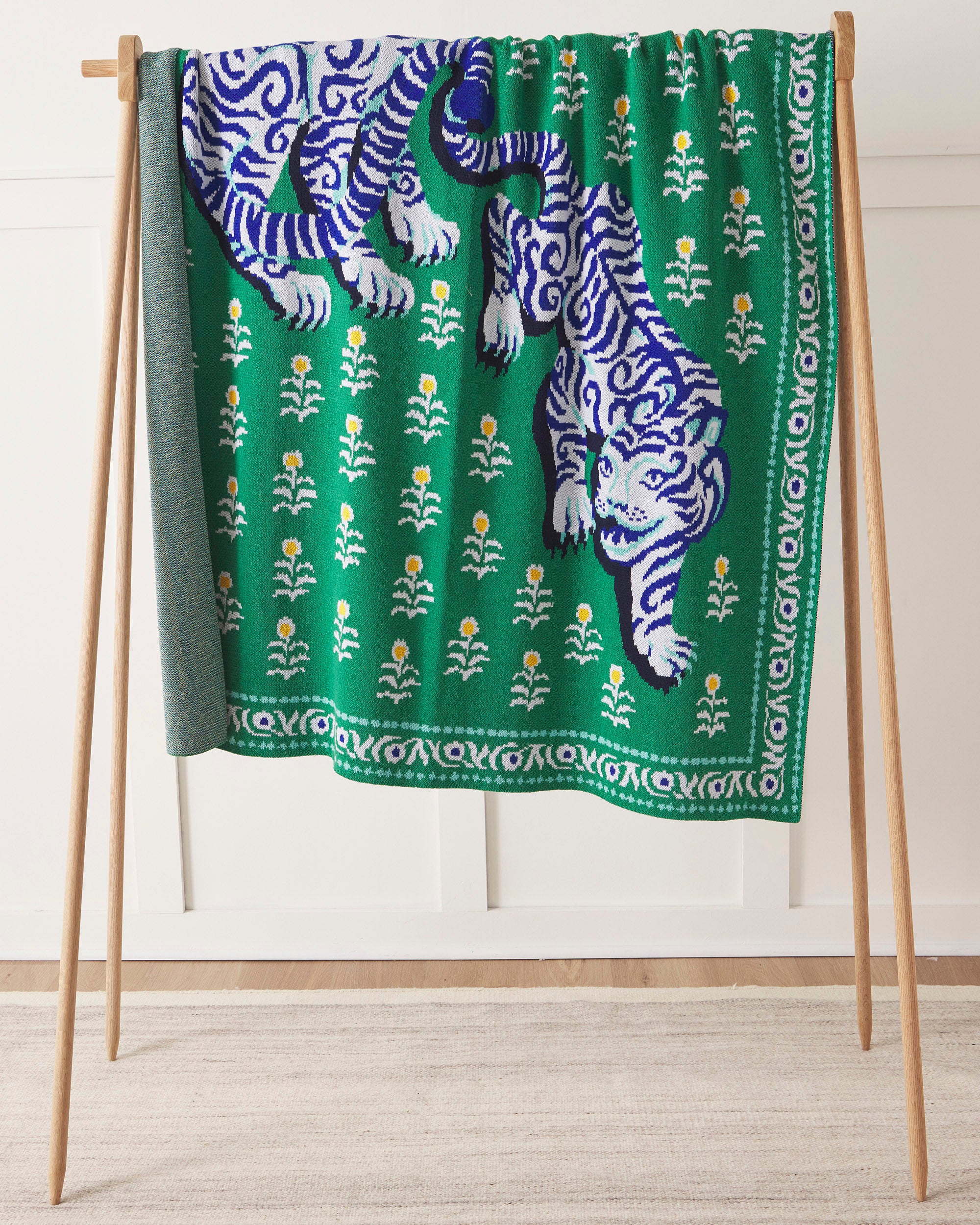 Tiger Queen - Knit Throw Blanket - Jade - Image 6